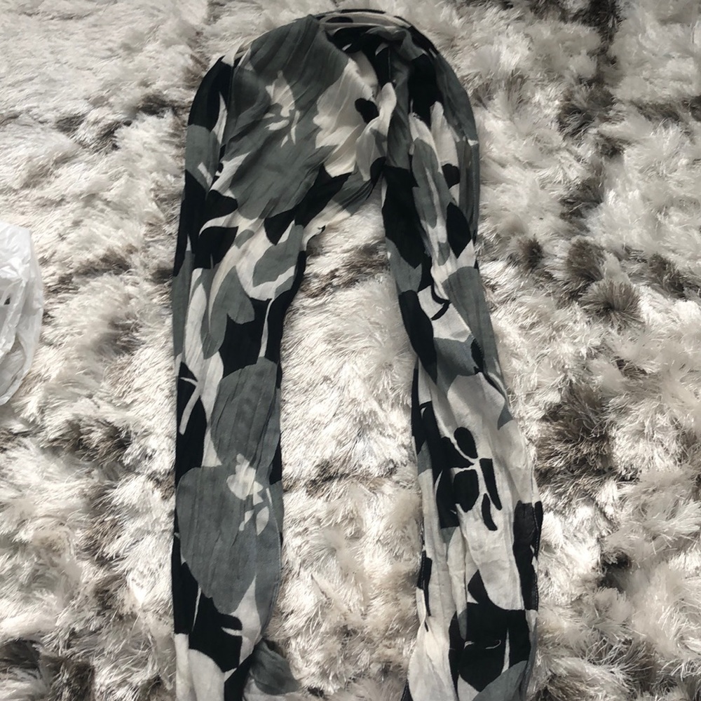 Scarf